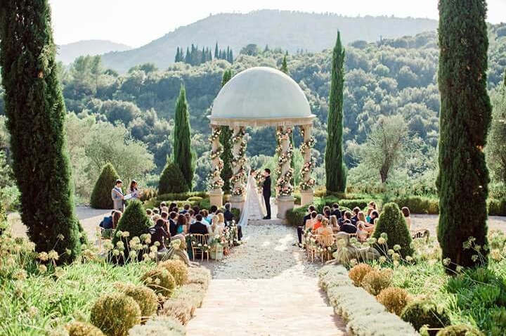 ceremony, nature, design and location