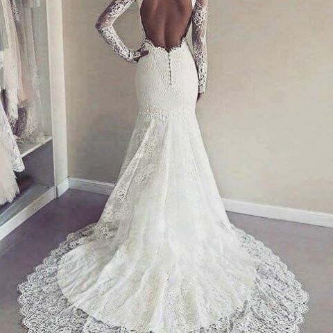 gorgeous, buttons, wedding dress and lace