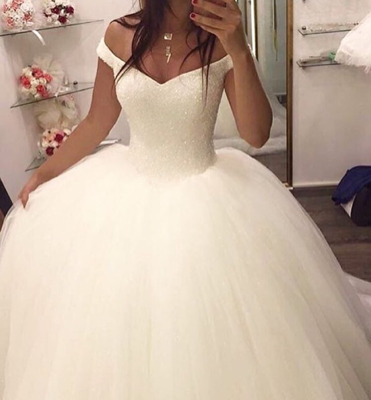 sparkle, poufy dress and wedding dress