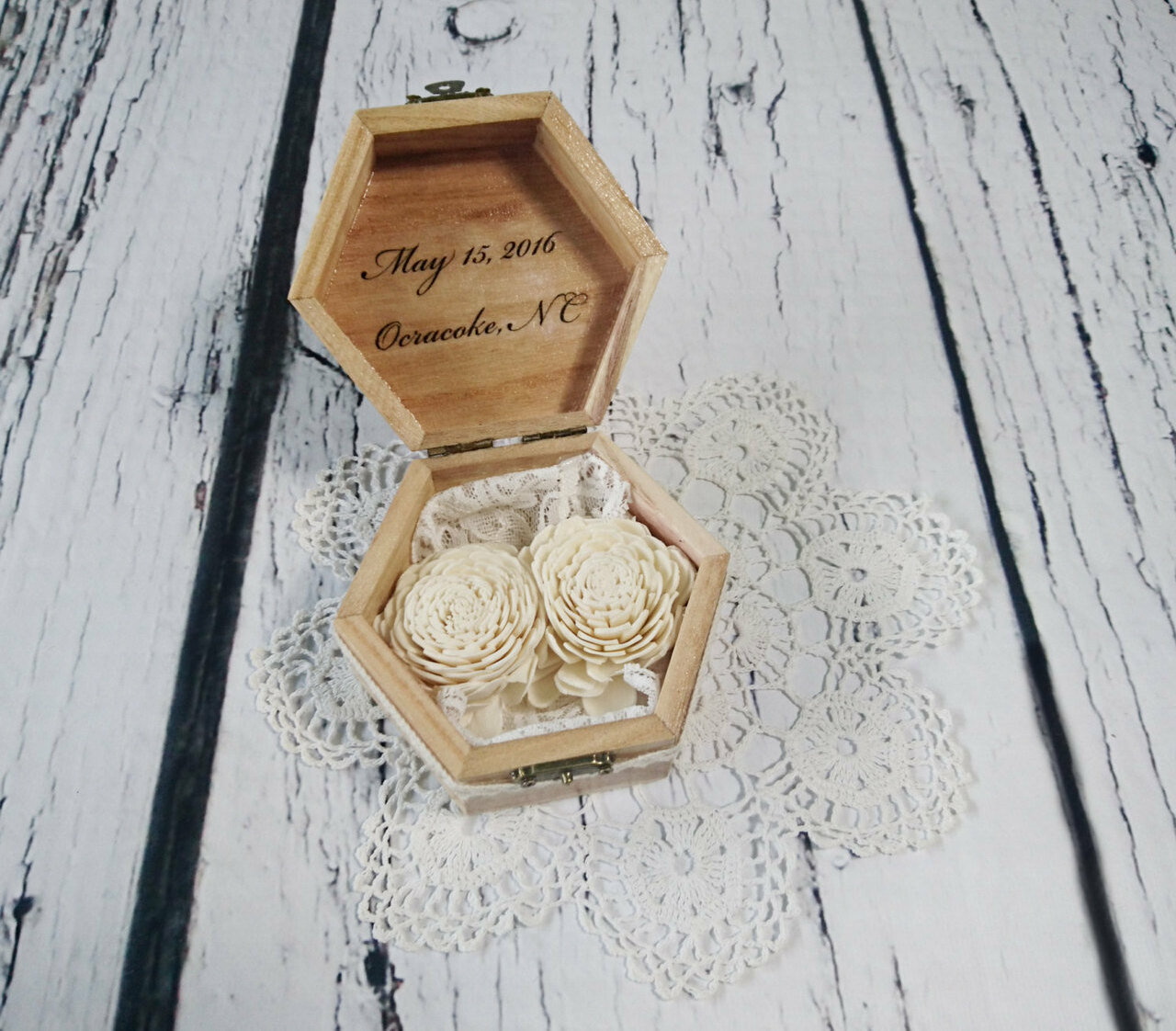 rustic wedding, sola flower ring box, wedding rings box and poletsy