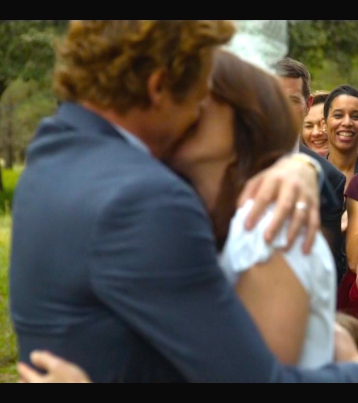 simon baker, teresa lisbon, hug and love
