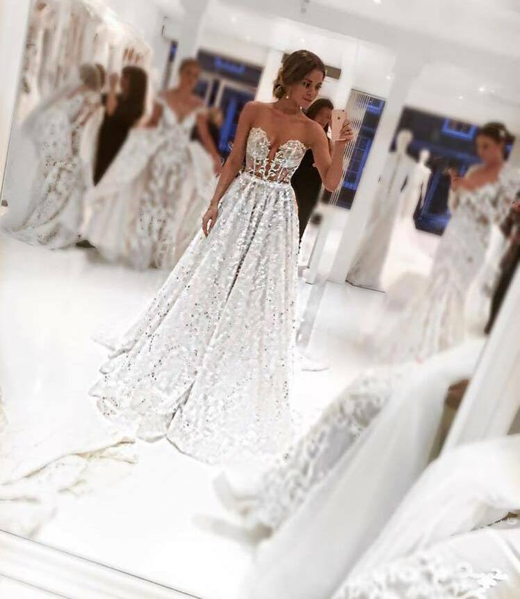 wow wedding dress, wedding dress, princess and lace wedding dress
