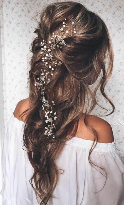 girl, brunette, hair styles and pearl