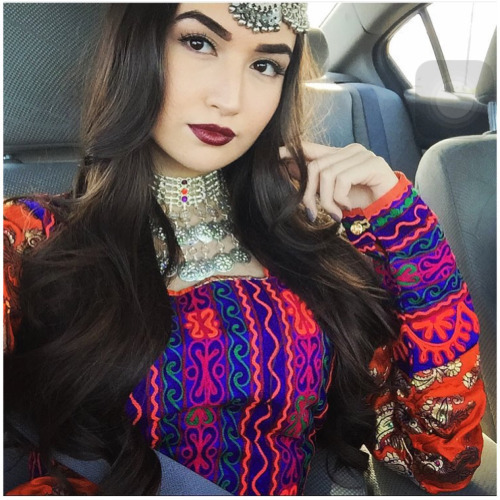 girl, travel, world and makeup