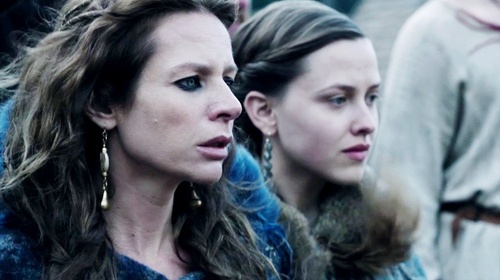 siggy, season 1 and elinor crawley