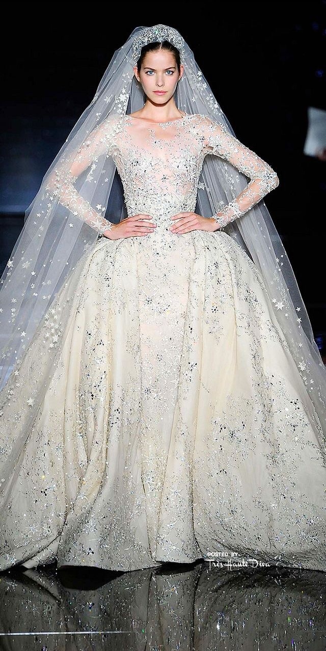 bridesmaid, macaroons, Couture and bride