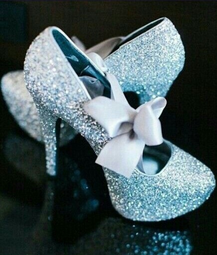 glitter, chic and woman
