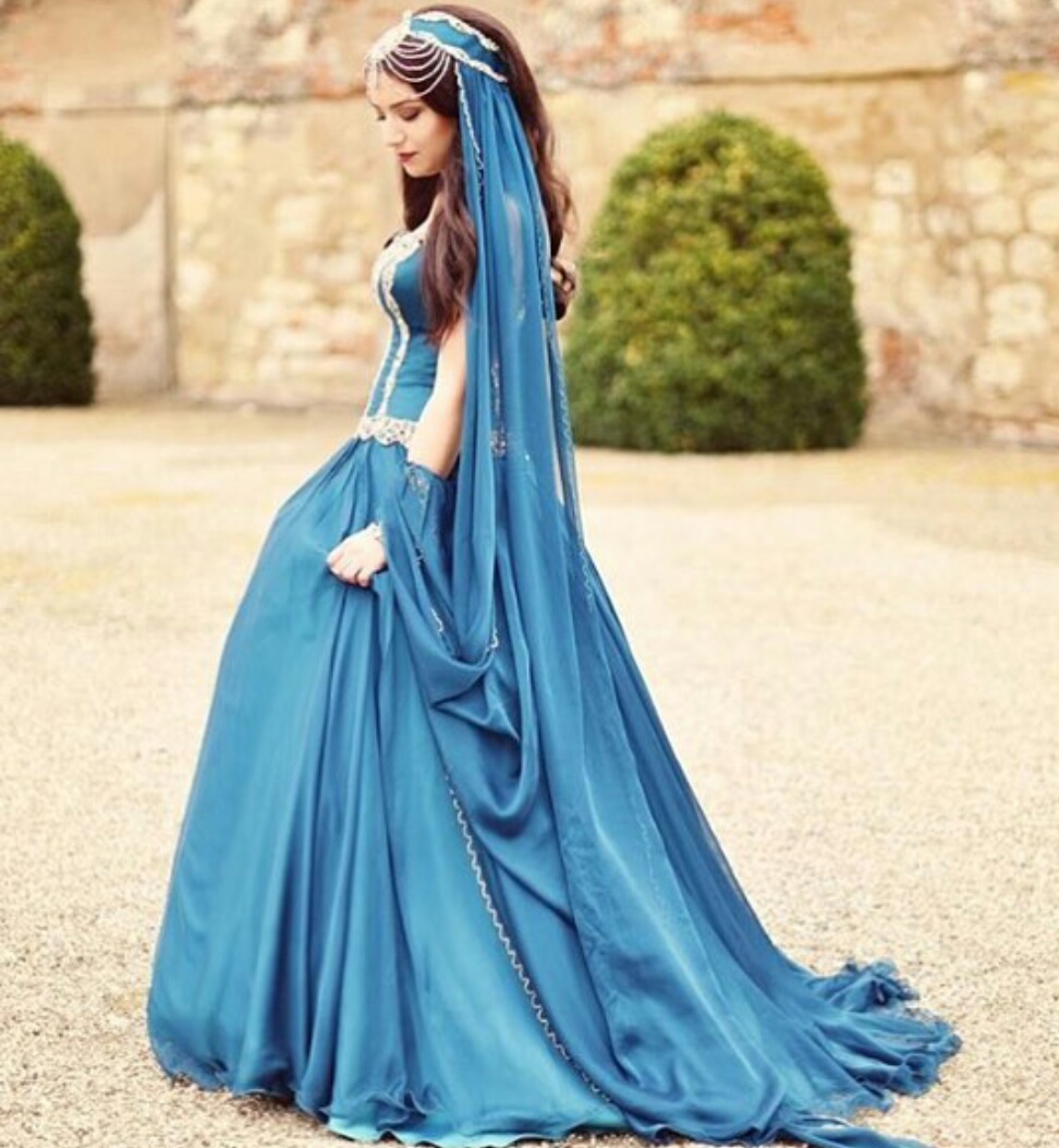 fantasy dress, red riding hood, blue and cimderella