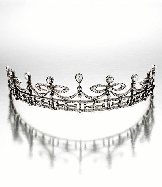 crown, luxury, sun and jewellery