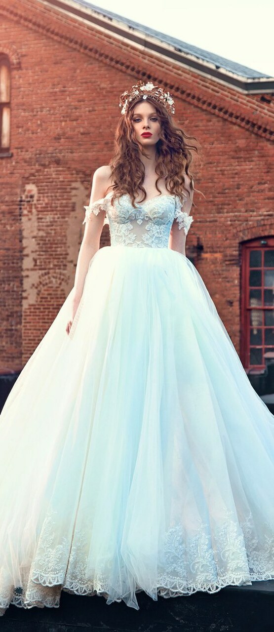 white wedding dress, wedding gown, lahav couture and wedding dress