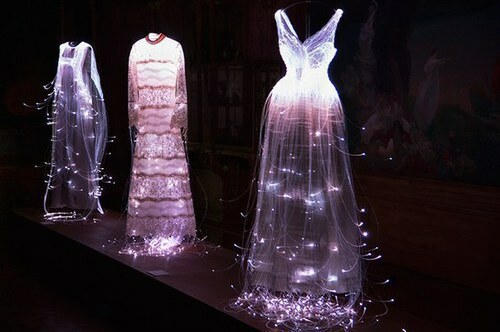wow, girls and lights