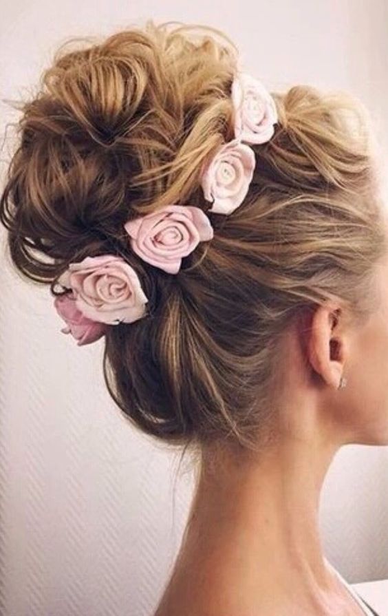 hair, pink flowers and wedding updo