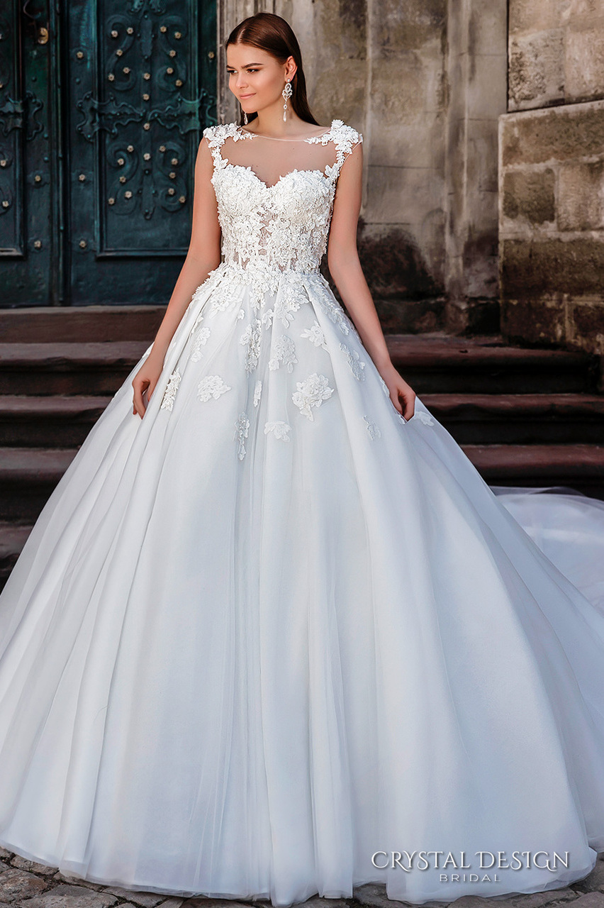 wedding dress and crystal design