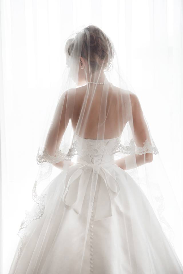wow dress, amazing wedding dress, wedding dress and princess dress