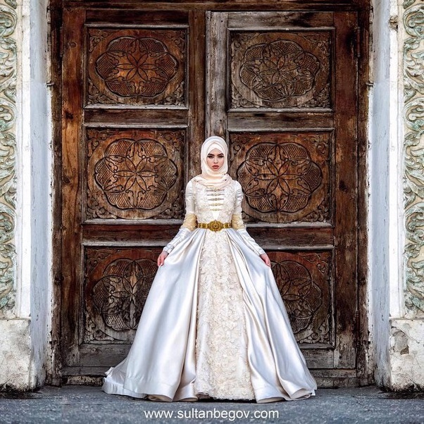 hijab, traditional dress, caucasus and dagestan