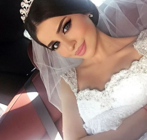 weddingdress, makeup, scent and bride