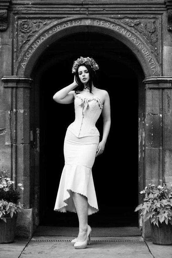 black and white photography, fashion, stunning outfit and fashion photography
