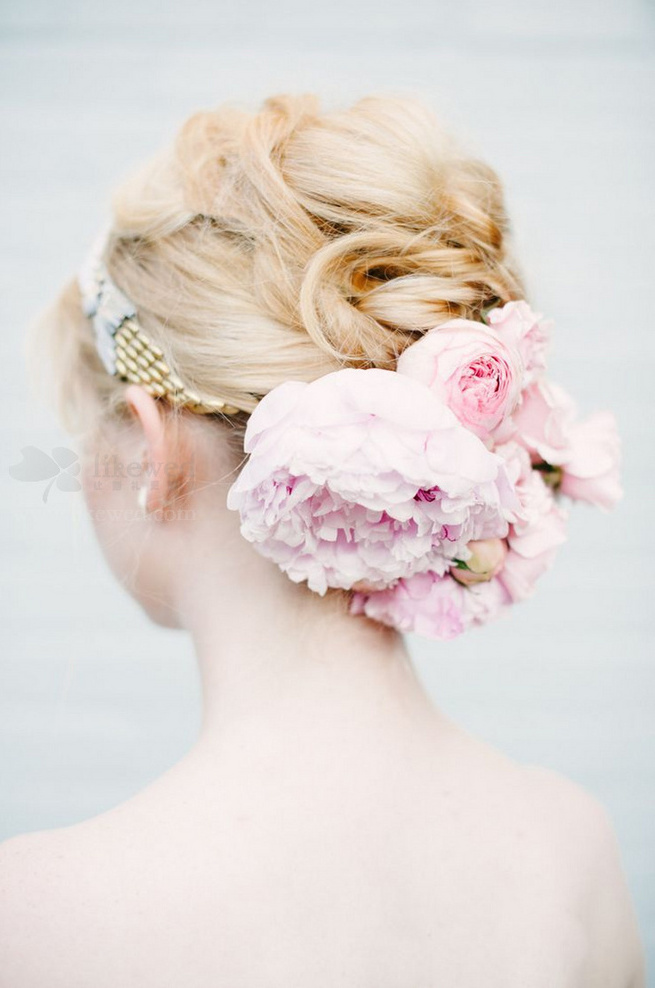 pretty, feminine, beautiful and gown