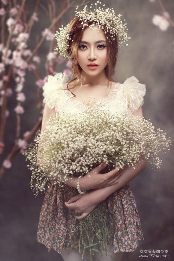pretty, hair, flowers and feminine