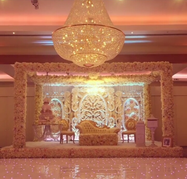 stage, flower, white rose and wedding+cake