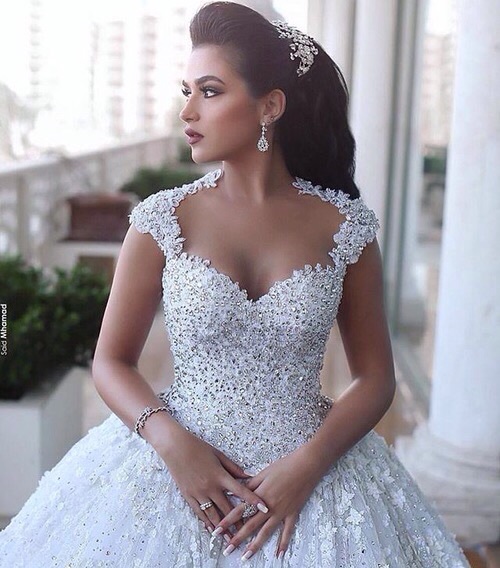 traumhaft, frau, hochzeit and beautiful