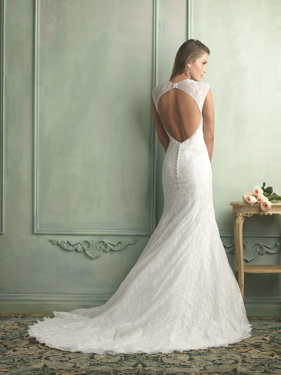 gowns, backless, wedding dresses and Vera Wang