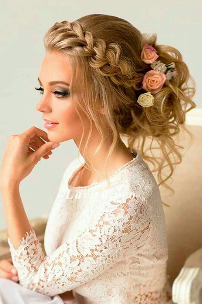 hair, style, braid and flowers