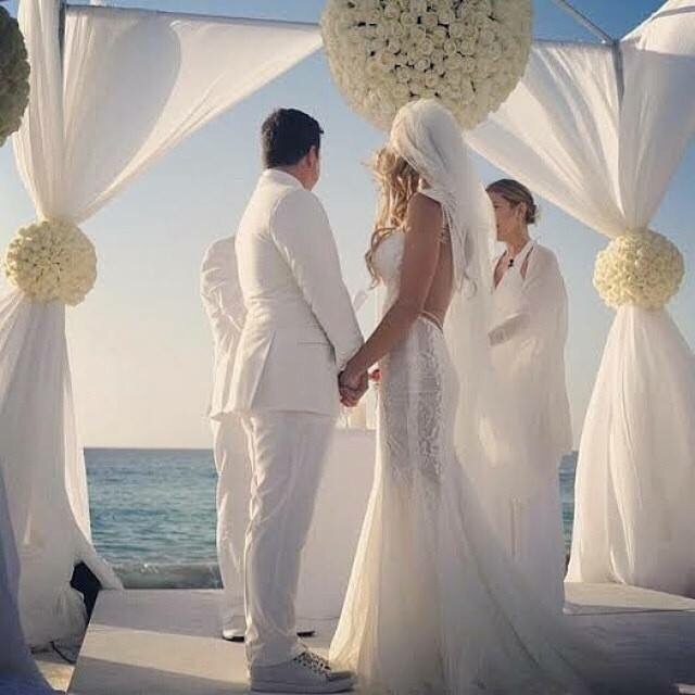bridegroom, princess, flowers and white dress