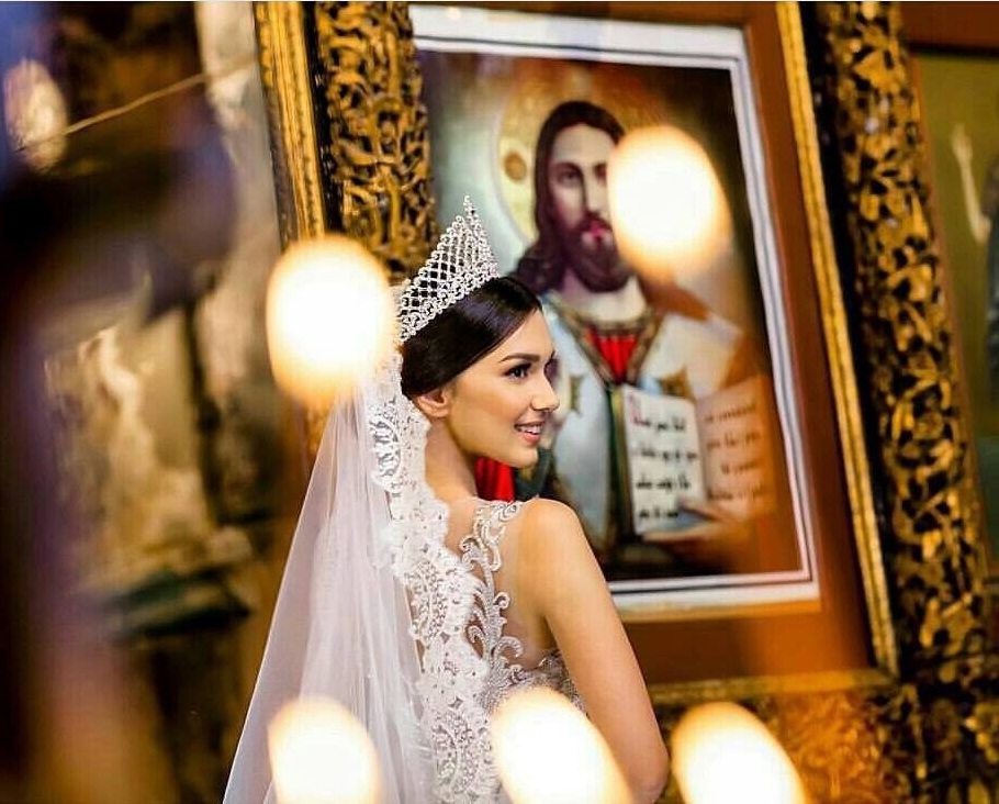 white dress, wedding party, flowers and luxury