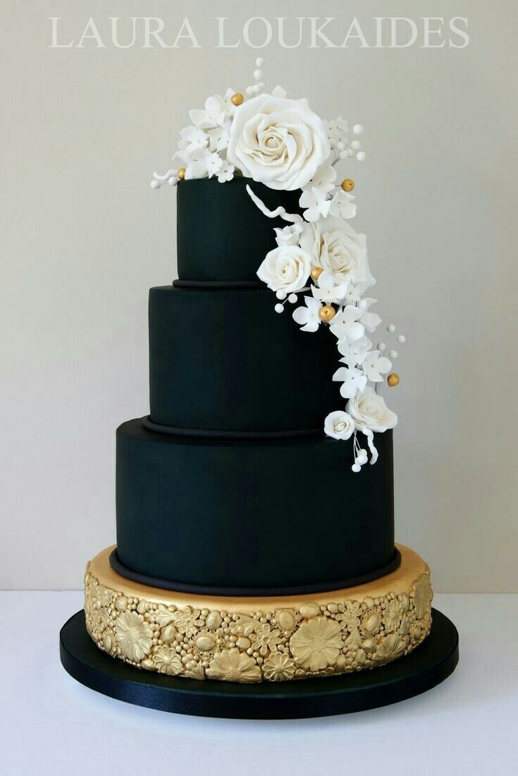 wedding goals, gold, flowers and wedding cake