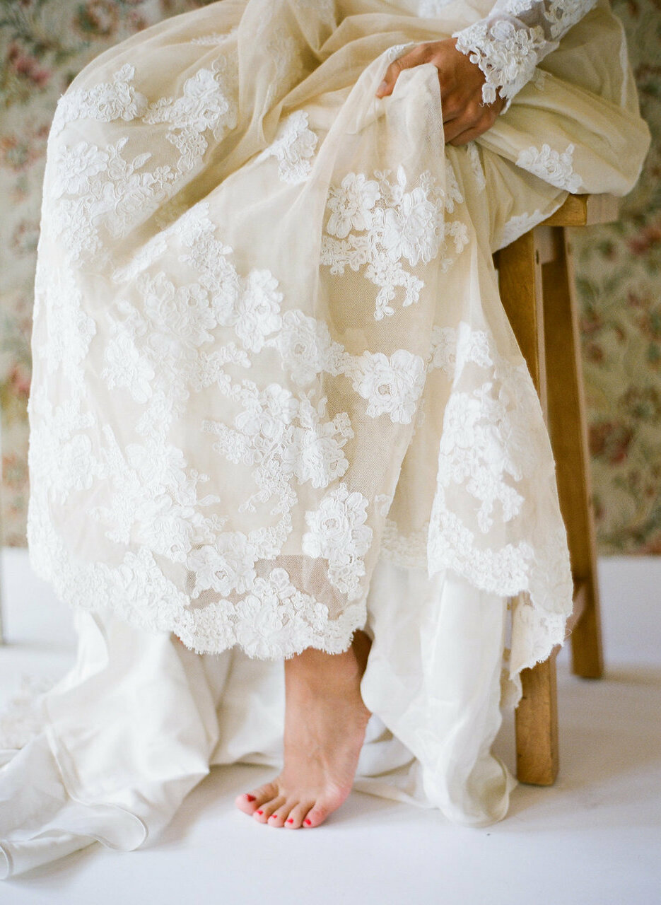 dress, feminine, lovely and romantic