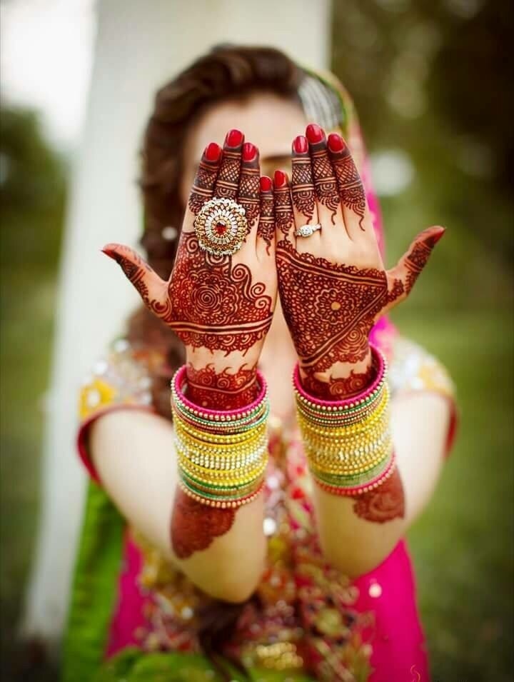 mehandi, henna, bangles and pakistani