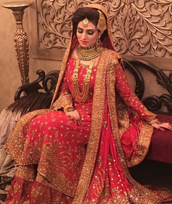 red, shimmer, gold and pakistan