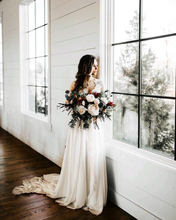 hairstyle, Prom, girl and house