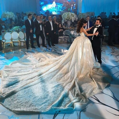 bride, wedding dress, weddingdress and wedding decoration