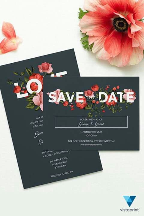 invitacion and flowers