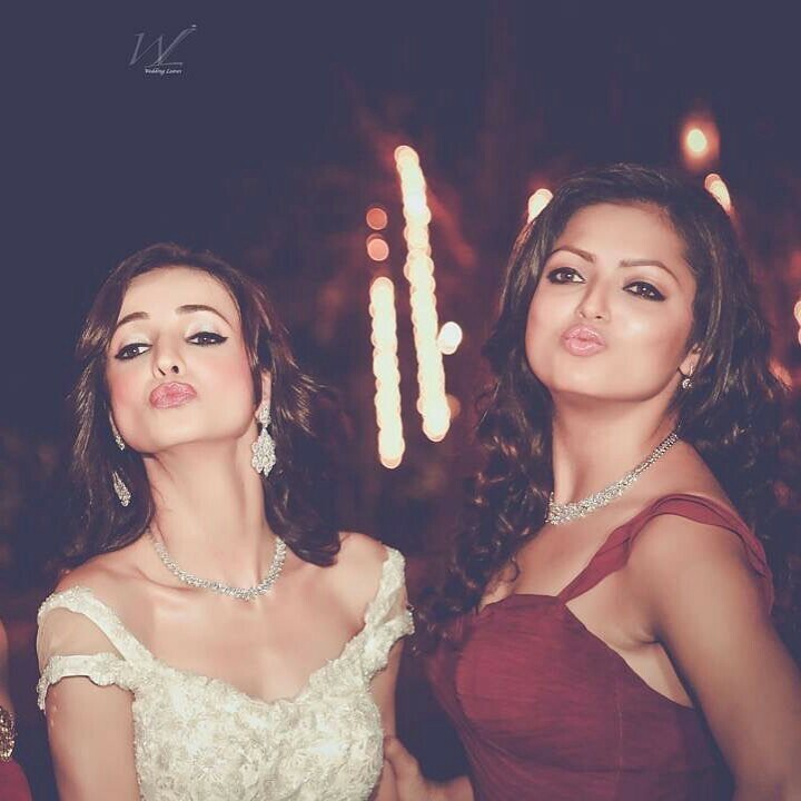 weddings, sanaya irani, drashti dhami and friend