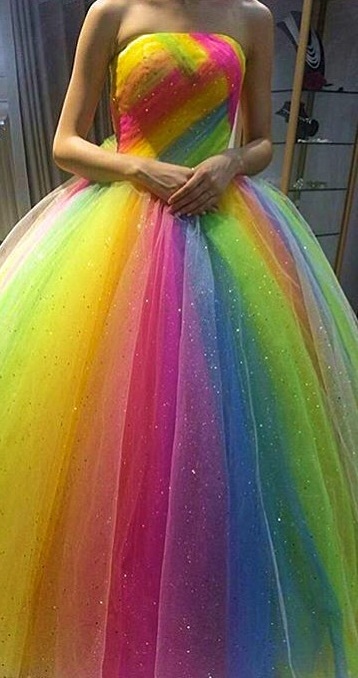 dress, arc en ciel and beautiful