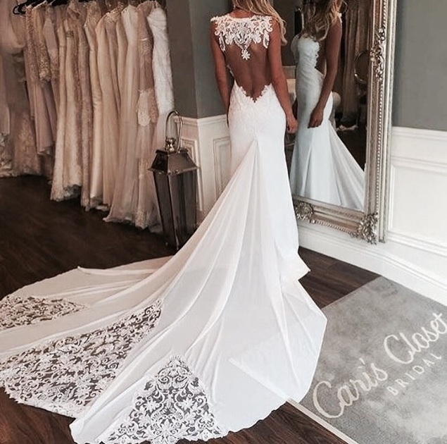 dress, bride, mirror and beyoncé