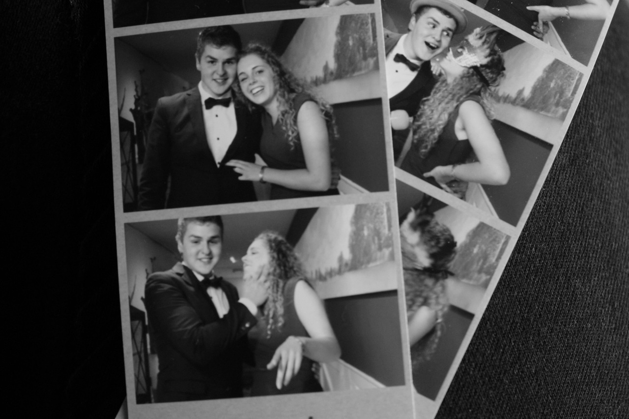 curls, goals, polaroids and realtiomship