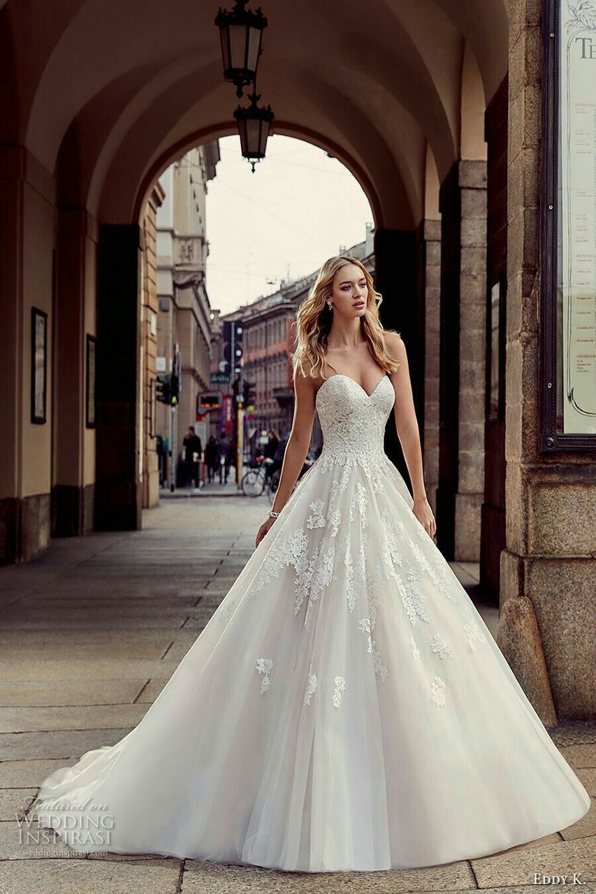 women, bride, beautiful and city