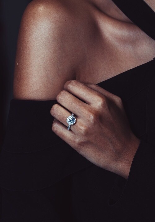 sweater, emotions, Relationship and ring