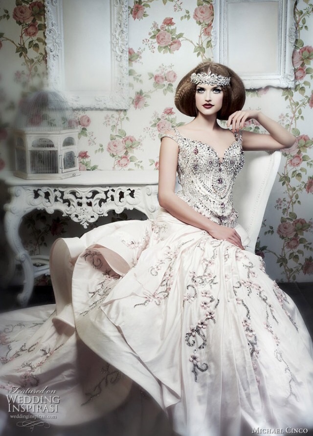 michael cinco, wedding gown, beautiful and lux