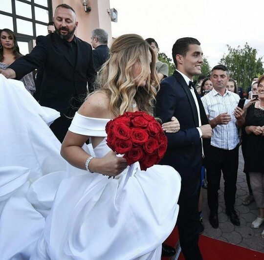 izabel andrijanic, dress, mateo kovačić and rose