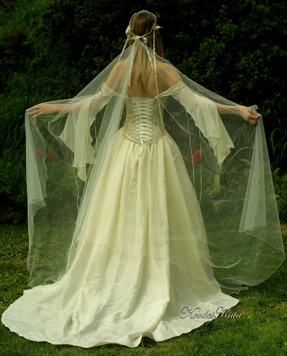 medieval, sweetheart, wedding gown and eco friendly