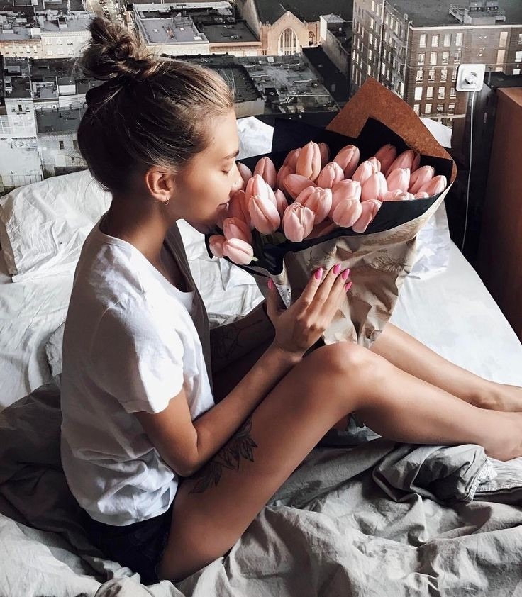 flowers, tattoe, bed and beauty