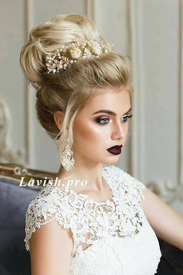 wedding look, glamorous, stylish hairstyle and wedding makeup