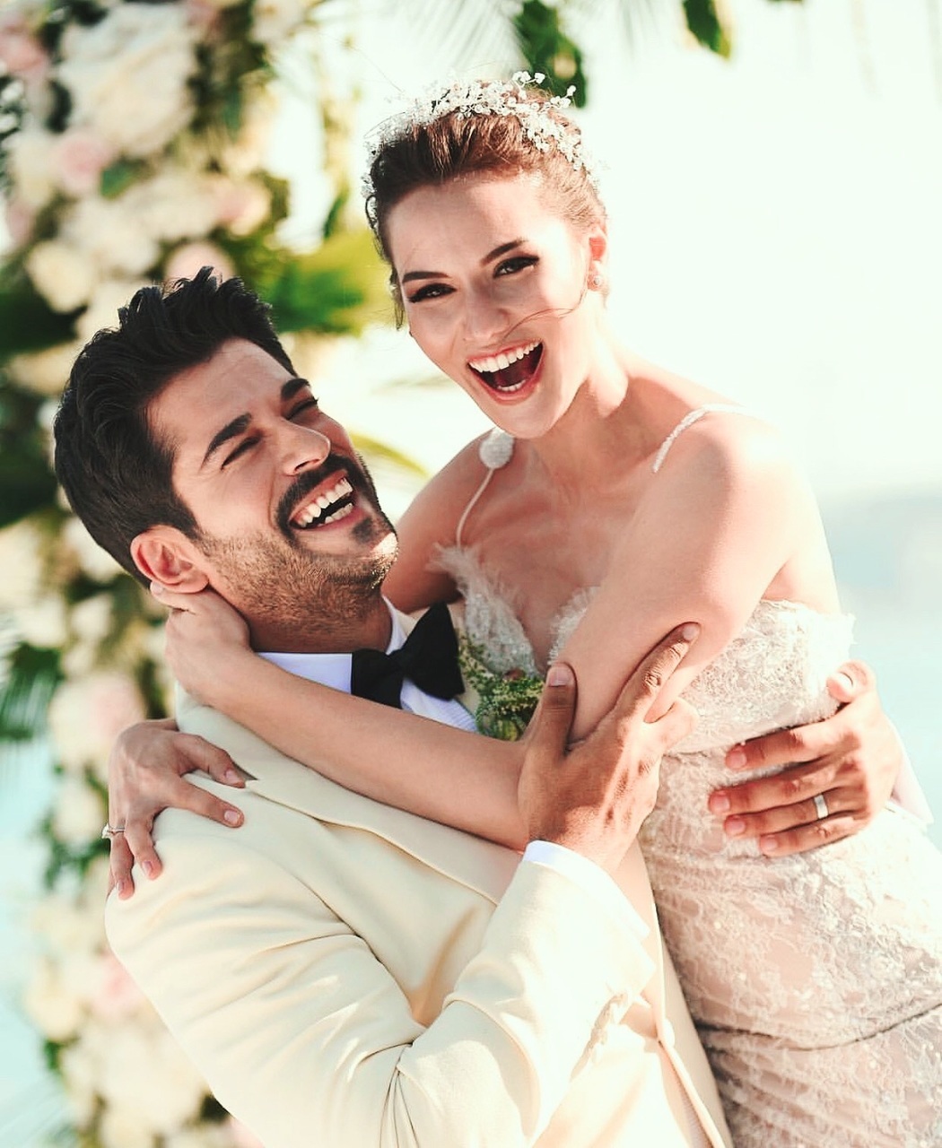 fahriye evcen, burak özcivit, bride and fashion