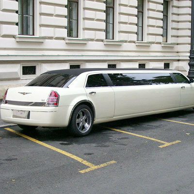 prom limo, wedding limo and airport transportation