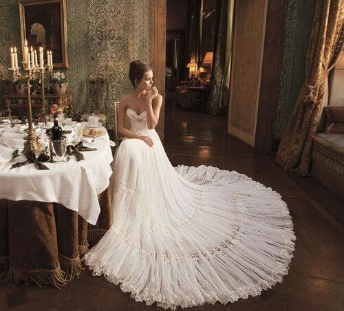 elegant, flowing, Dream and beautiful